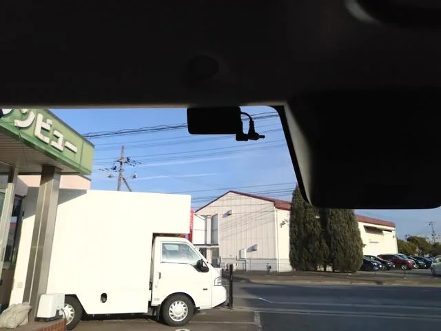 Toyota ROOMY CUSTOM G 2023 — миниатюра 5