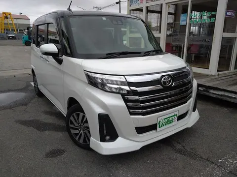 Toyota ROOMY 2023 buy in Moscow