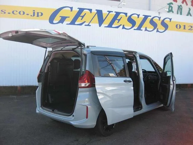 Honda FREED HYBRID HYBRID G BLACK STYLE 2023 — миниатюра 2