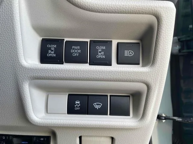 Toyota SIENTA HYBRID Z 2022 — миниатюра 4