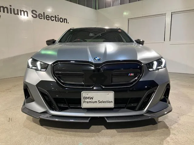 BMW i5 M60 X DRIVE TOURING 2024 — миниатюра 4
