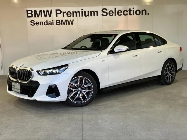 BMW 5 Series 523D X DRIVE M-SPORT 2025 — фото 1, купить с доставкой в Москву