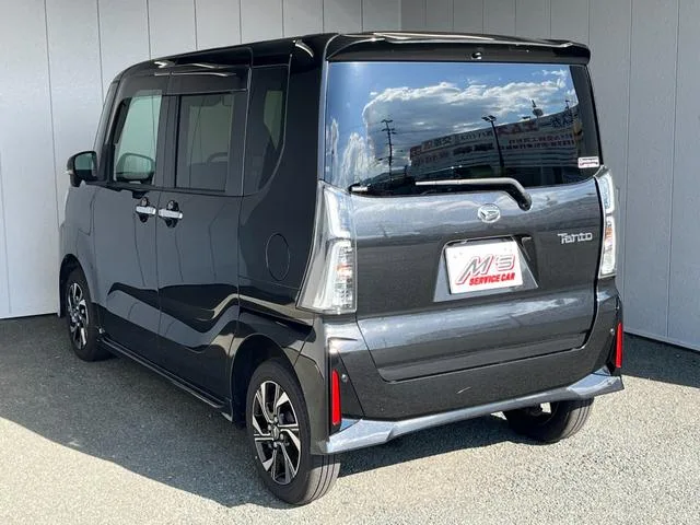 Daihatsu TANTO CUSTOM X 2023 — миниатюра 2