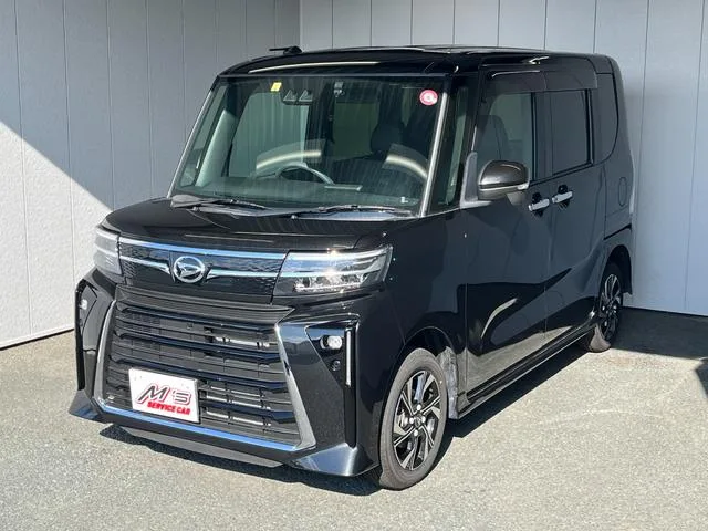 Daihatsu TANTO CUSTOM X 2023 — фото 1, купить с доставкой в Москву
