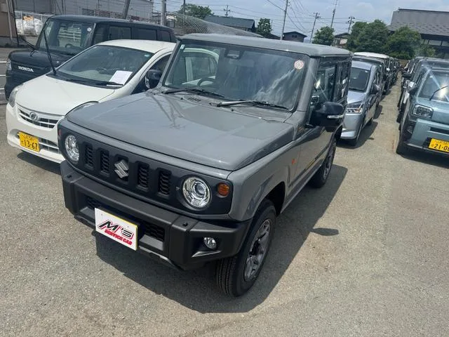 Suzuki Jimny XC 2025 — фото 1, купить с доставкой в Москву