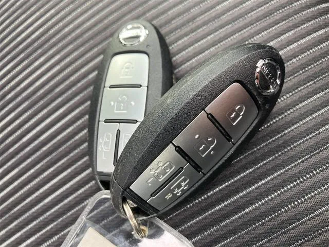 Nissan SERENA HIGHWAY STAR V 2022 — миниатюра 3