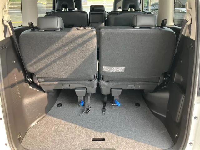 Nissan SERENA HIGHWAY STAR V 2023 — миниатюра 5