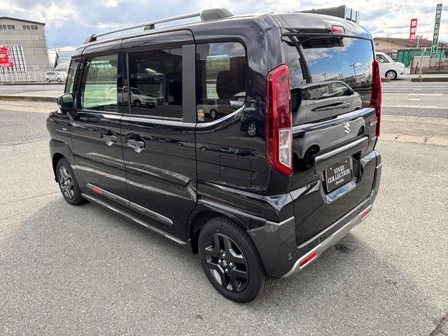 Suzuki SPACIA GEAR HYBRID XZ TURBO 2025 — миниатюра 2