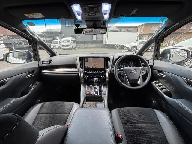 Toyota ALPHARD HYBRID S TYPE GOLD II 2022 — миниатюра 3