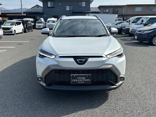 Toyota CorollaCross HYBRID Z 2024 — миниатюра 2