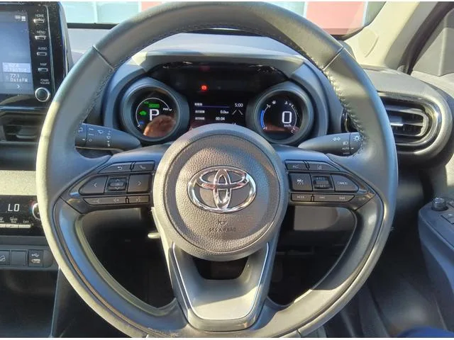Toyota YARIS CROSS HYBRID G 2022 — миниатюра 3