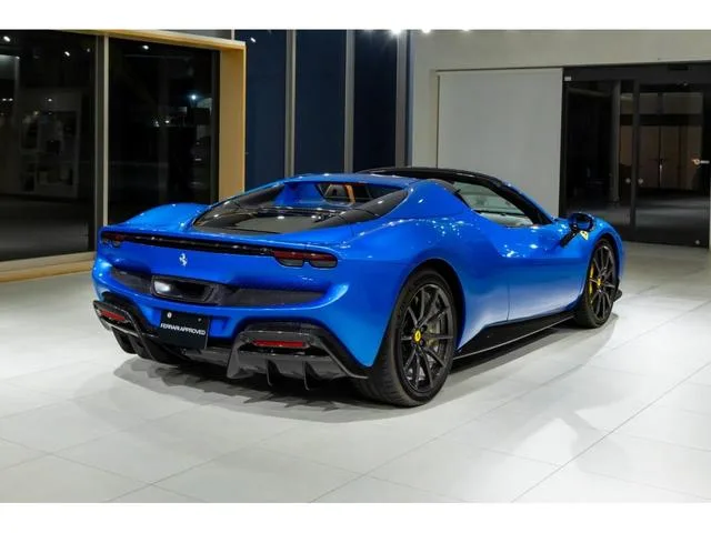 Ferrari 296GTS BASE GRADE 2025 — миниатюра 3
