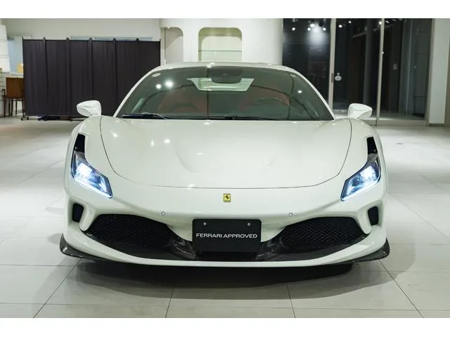 Ferrari F 8 Tributo BASE GRADE 2022 — миниатюра 2