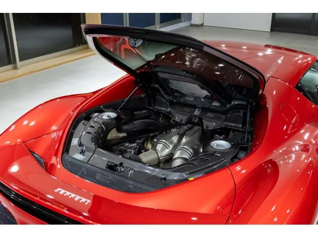 Ferrari 296GTB BASE GRADE 2024 — миниатюра 3