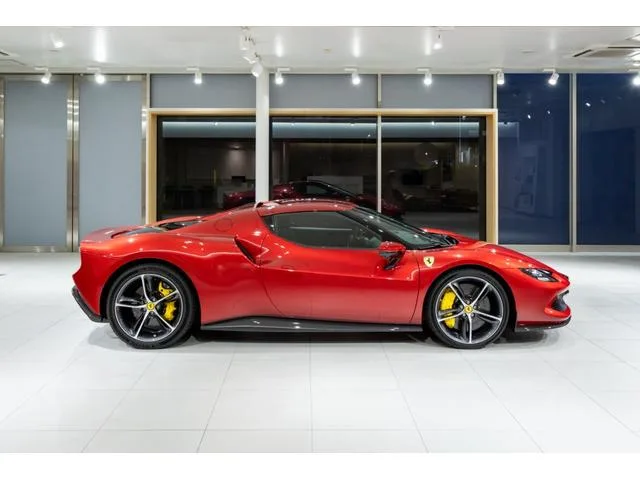 Ferrari 296GTB BASE GRADE 2024 — миниатюра 4