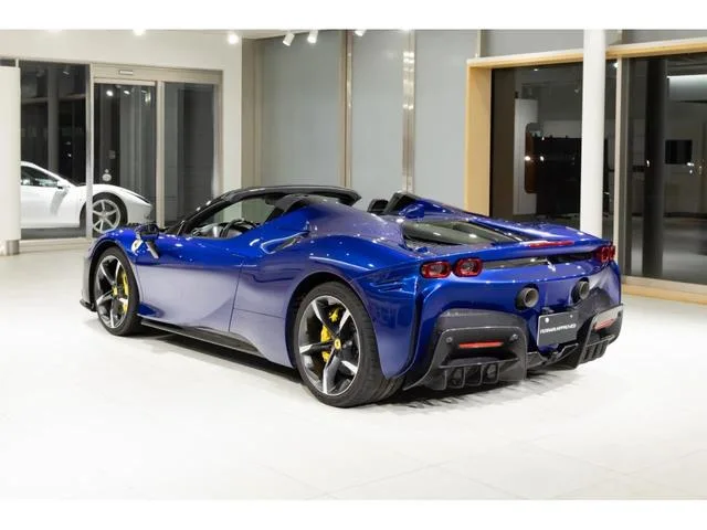Ferrari SF90 SPIDER BASE GRADE 2024 — миниатюра 5