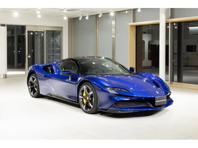 Ferrari SF90 SPIDER BASE GRADE 2024 — фото 1, купить с доставкой в Москву