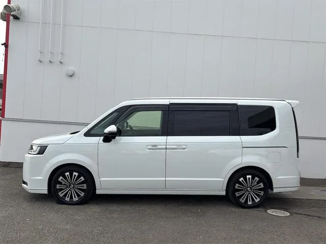 Honda STEPWAGON E:HEV SPADA PREMIUM LINE 2023 — миниатюра 4