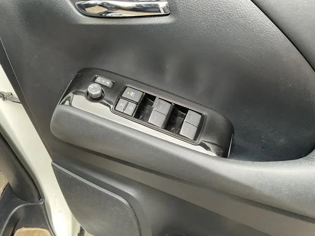 Toyota ALPHARD HYBRID S TYPE GOLD III 2022 — миниатюра 4