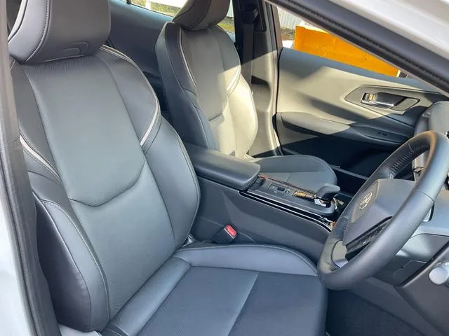 Toyota Prius Z 2024 — миниатюра 5
