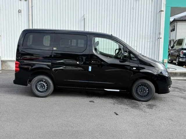 Nissan NV200 VANETTE VAN 2026 — миниатюра 2