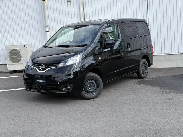 Nissan NV200 VANETTE VAN 2026 — миниатюра 4