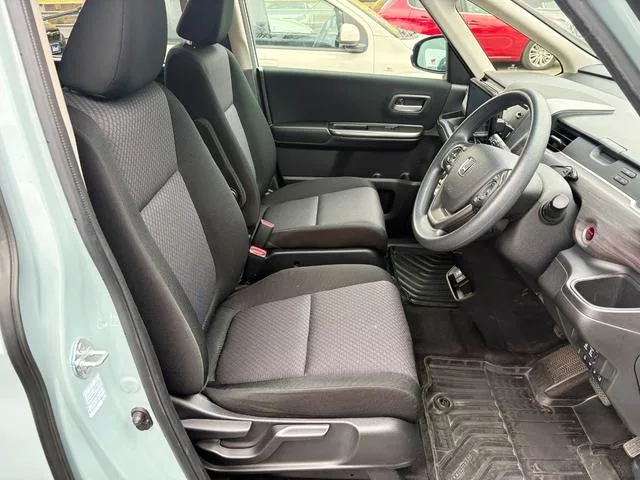 Honda FREED PLUS HYBRID HYBRID G BLACK STYLE 2023 — миниатюра 5