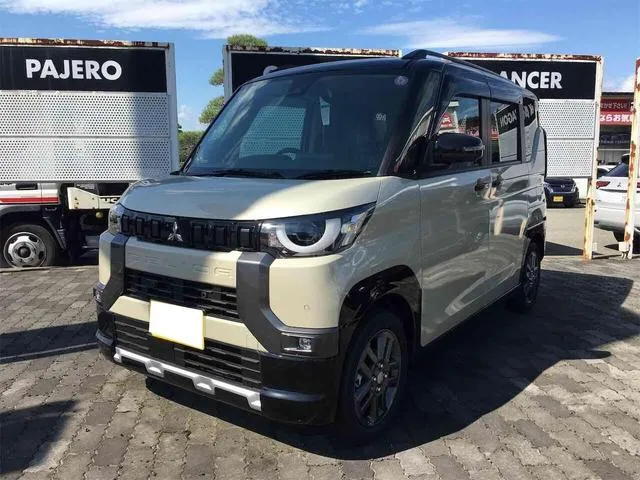 Mitsubishi DELICA MINI G PREMIUM 2023 — фото 1, купить с доставкой в Москву