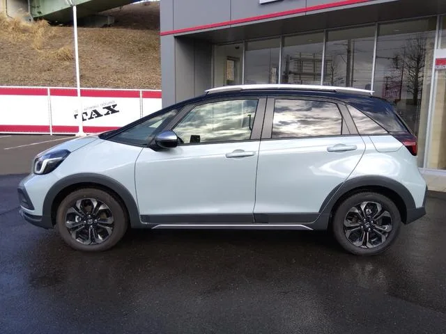 Honda FIT E:HEV CROSSTAR 2025 — миниатюра 3