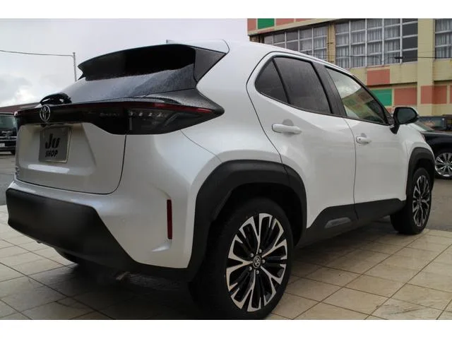 Toyota YARIS CROSS Z 2025 — миниатюра 3