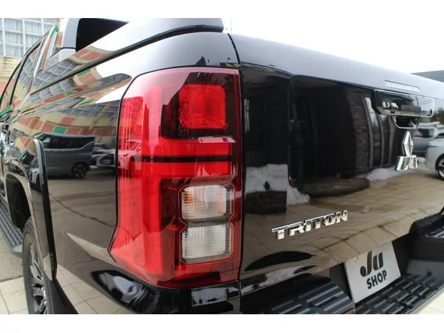 Mitsubishi TRITON GSR 2025 — миниатюра 5