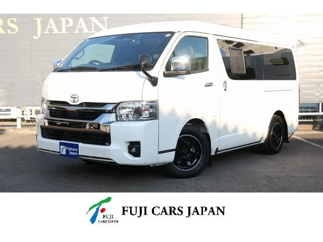 Toyota HIACE VAN 2023 — фото 1, купить с доставкой в Москву