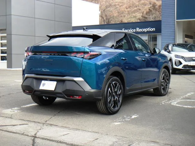 Peugeot 3008 GT HYBRID ALCANTARA PACKAGE 2025 — миниатюра 3
