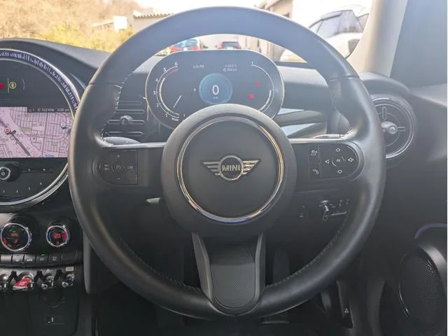 MINI MINI COOPER SD ESSENTIAL TRIM 2022 — миниатюра 4