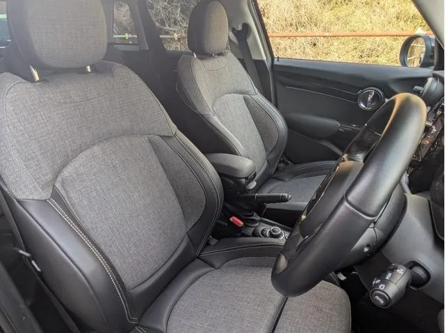 MINI MINI COOPER SD ESSENTIAL TRIM 2022 — миниатюра 5