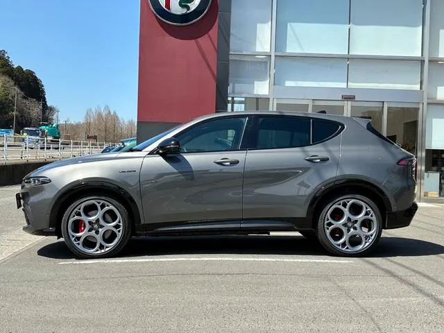 Alfa Romeo TONALE VELOCE 2025 — миниатюра 3