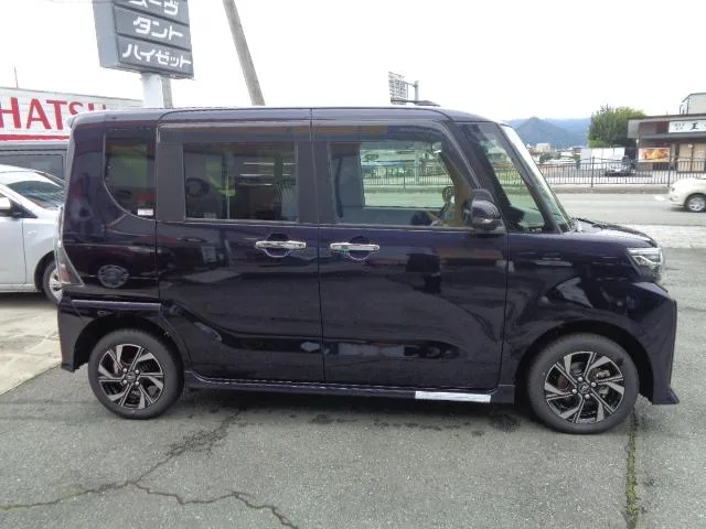 Daihatsu TANTO CUSTOM X LIMITED 2025 — миниатюра 3