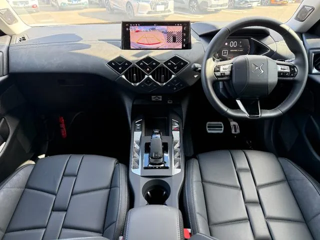 DS DS3 OPERA BLUE HDI EDITION NOIR ET BLANC 2025 — миниатюра 4
