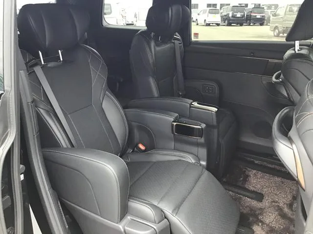 Toyota VELLFIRE HYBRID Z PREMIER 2024 — миниатюра 5