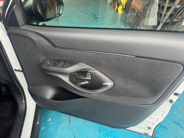Toyota YARIS CROSS Z 2025 — миниатюра 4