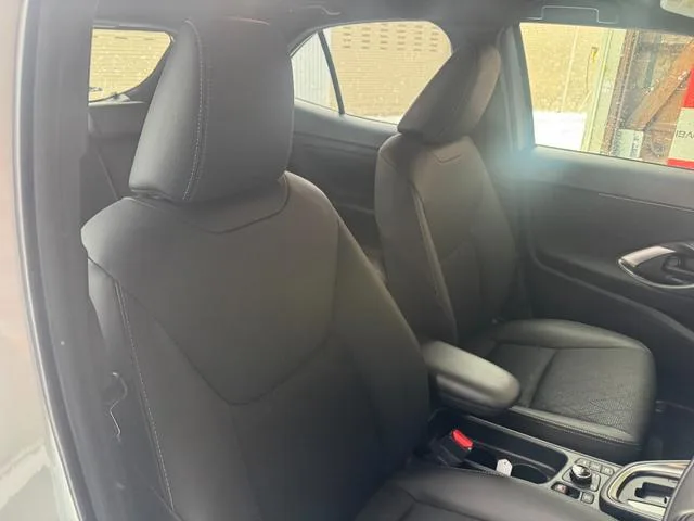 Toyota YARIS CROSS Z 2025 — миниатюра 5
