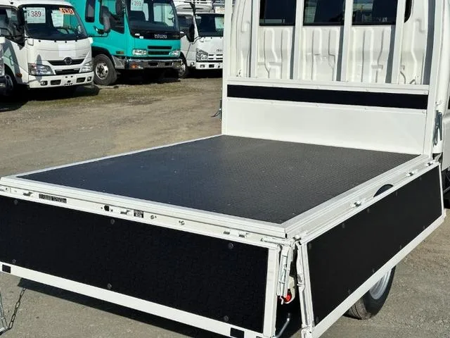 Toyota DYNA TRUCK DOUBLE CAB 2025 — миниатюра 4