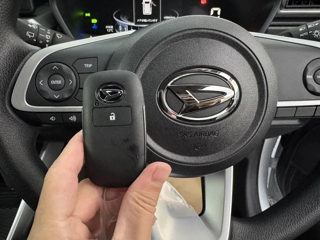 Daihatsu ROCKY X 2025 — миниатюра 3