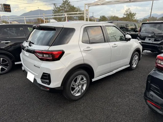 Daihatsu ROCKY X 2025 — миниатюра 5