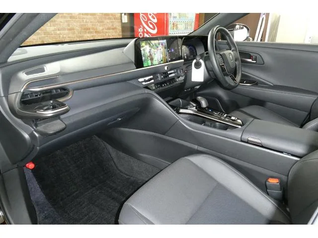Toyota CROWN SPORT Z 2023 — миниатюра 3