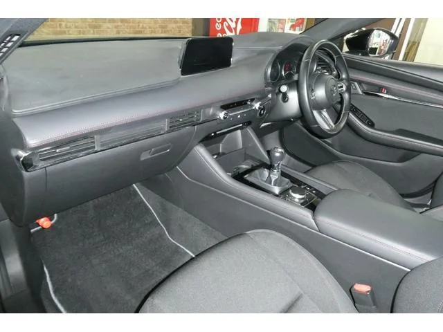 Mazda MAZDA3 FASTBACK X BLACK TONE EDITION 2022 — миниатюра 3
