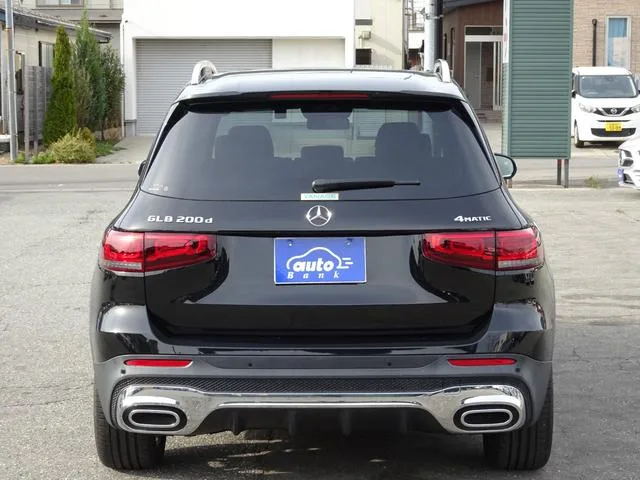 Mercedes-Benz GLB GLB200D 4MATIC AMG LEATHER EXCLUSIVE PACKAGE 2022 — миниатюра 2