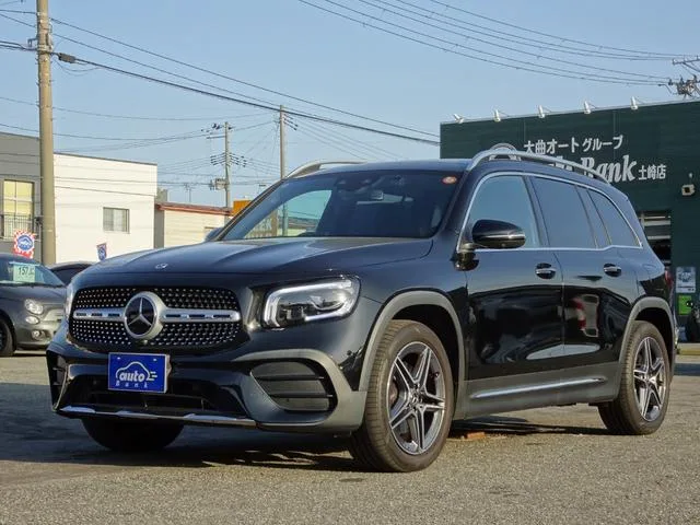 Mercedes-Benz GLB GLB200D 4MATIC AMG LEATHER EXCLUSIVE PACKAGE 2022 — фото 1, купить с доставкой в Москву