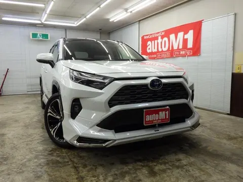 Toyota RAV4 2023 купить в Москве