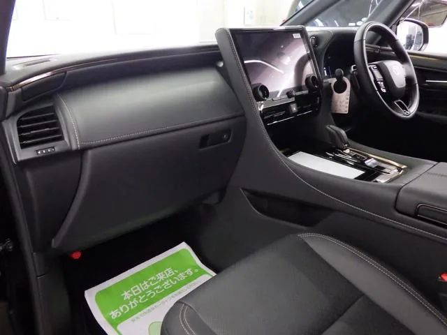 Toyota VELLFIRE HYBRID Z PREMIER 2025 — миниатюра 4